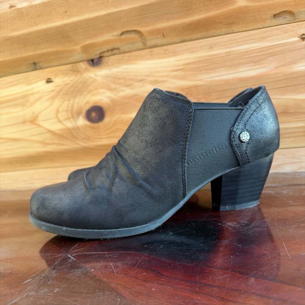 Marbella Women's Black Ruched Block Heel Ankle Booties